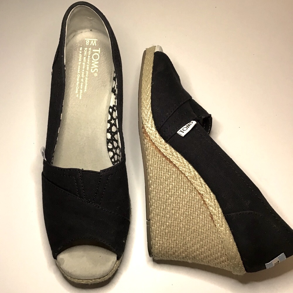TOMS "Michelle" Black Espadrille Wedge  8